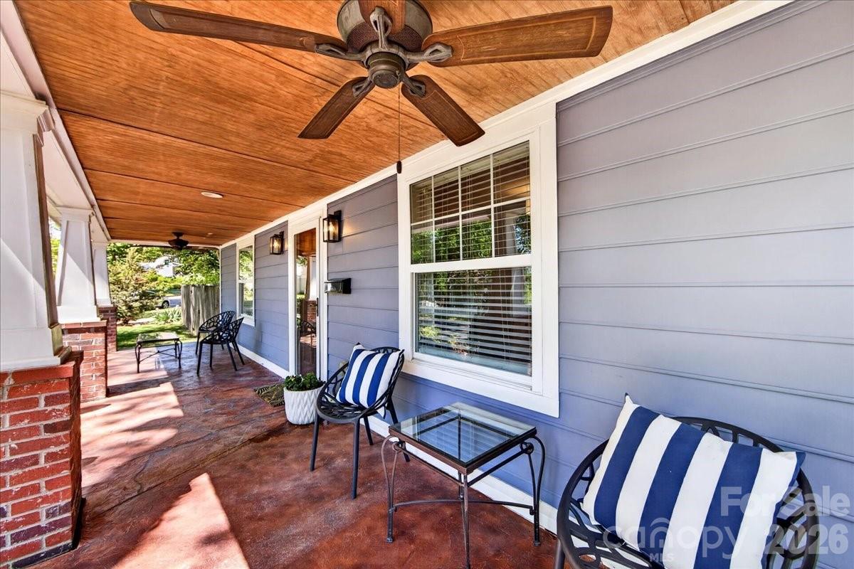 1929 Marguerite Avenue