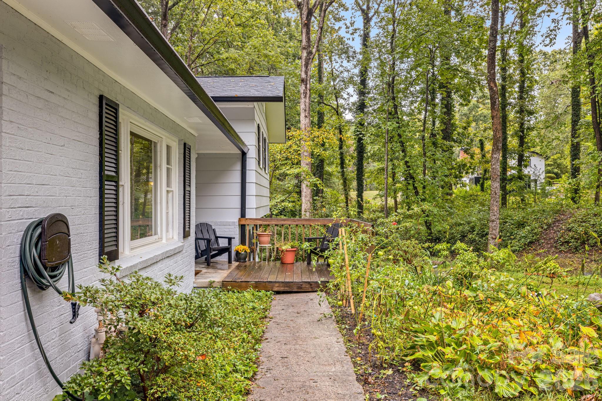 3238 Debbie Drive