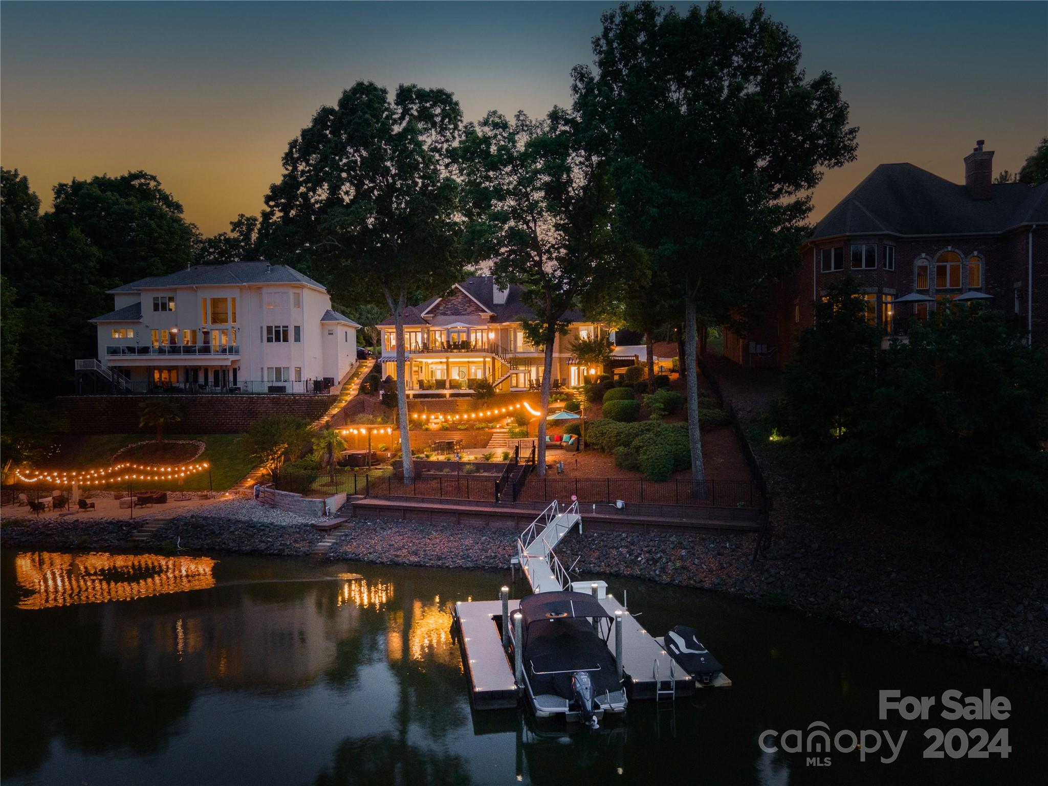 Riverpointe - Residential