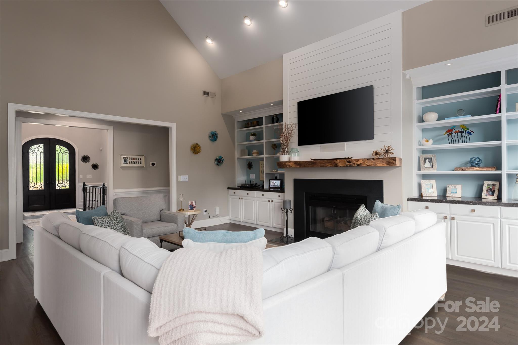 Riverpointe - Residential