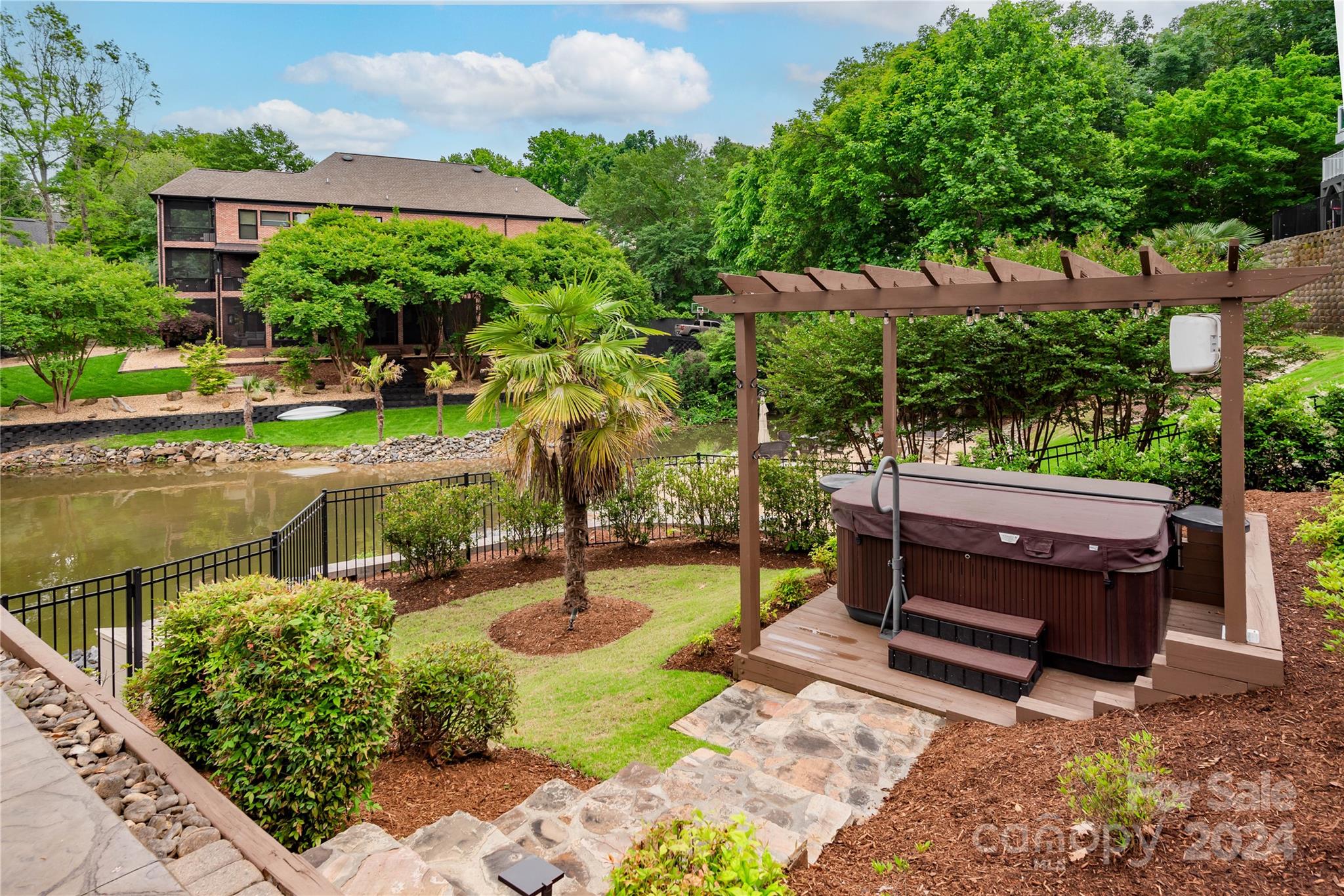 Riverpointe - Residential