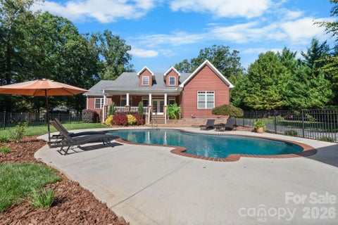 Photo of 2139 Zion Church Road, Hickory, NC 28602 (MLS # 4427903)