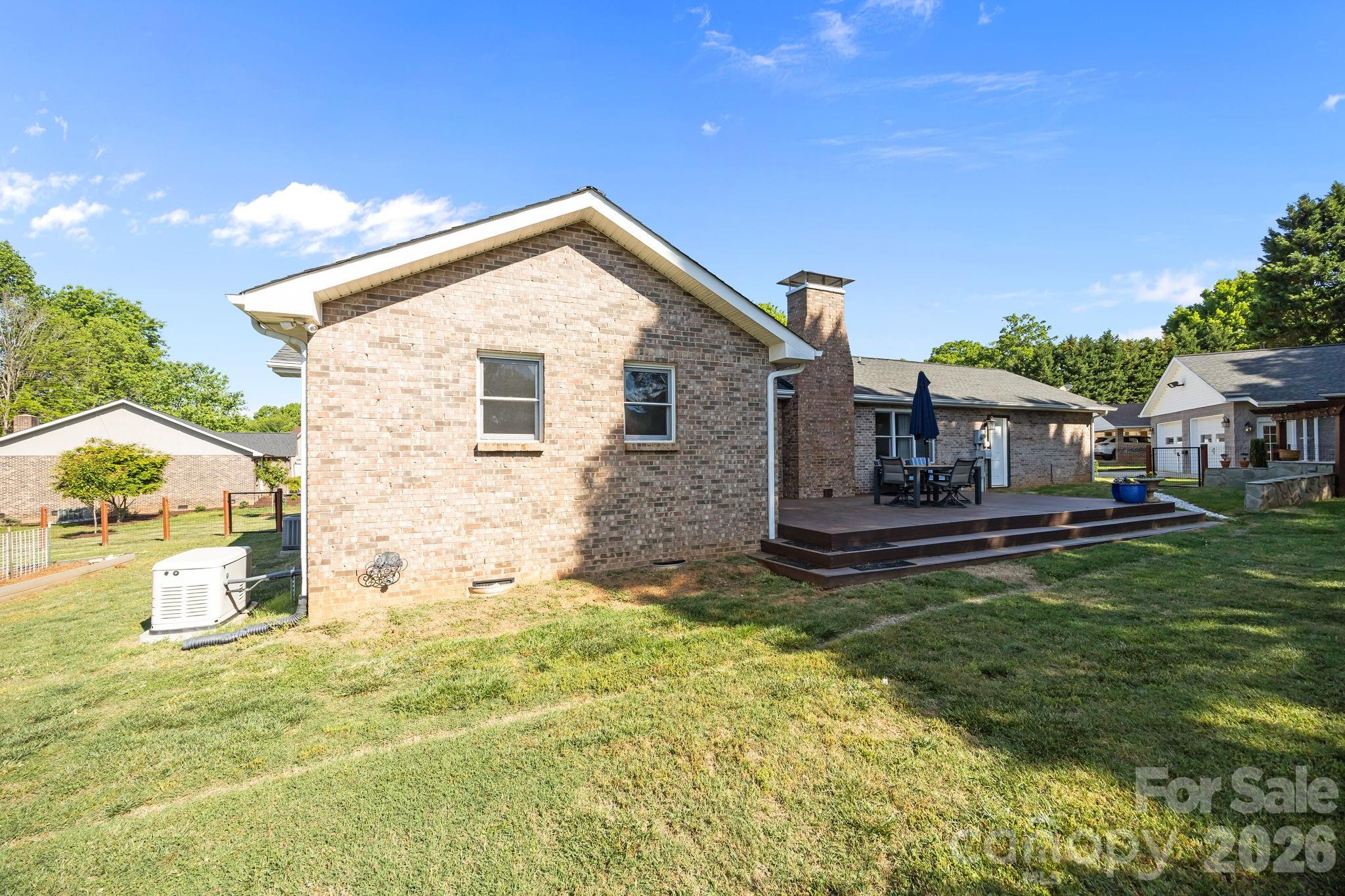 Oakcrest - Residential