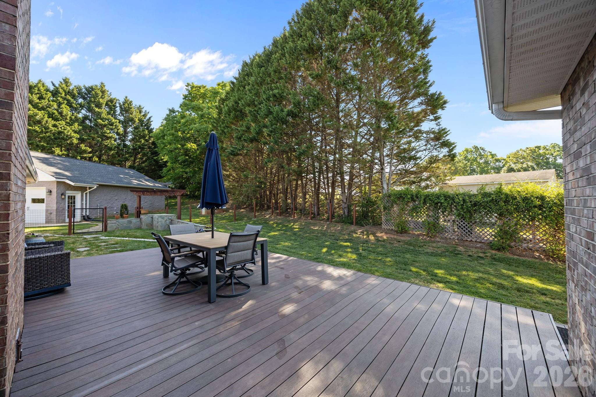 Oakcrest - Residential