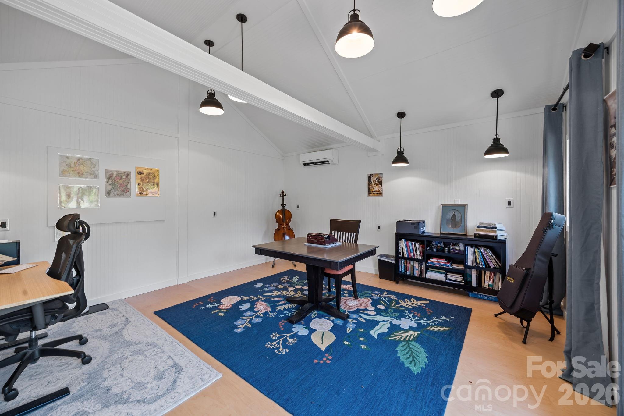 Oakcrest - Residential