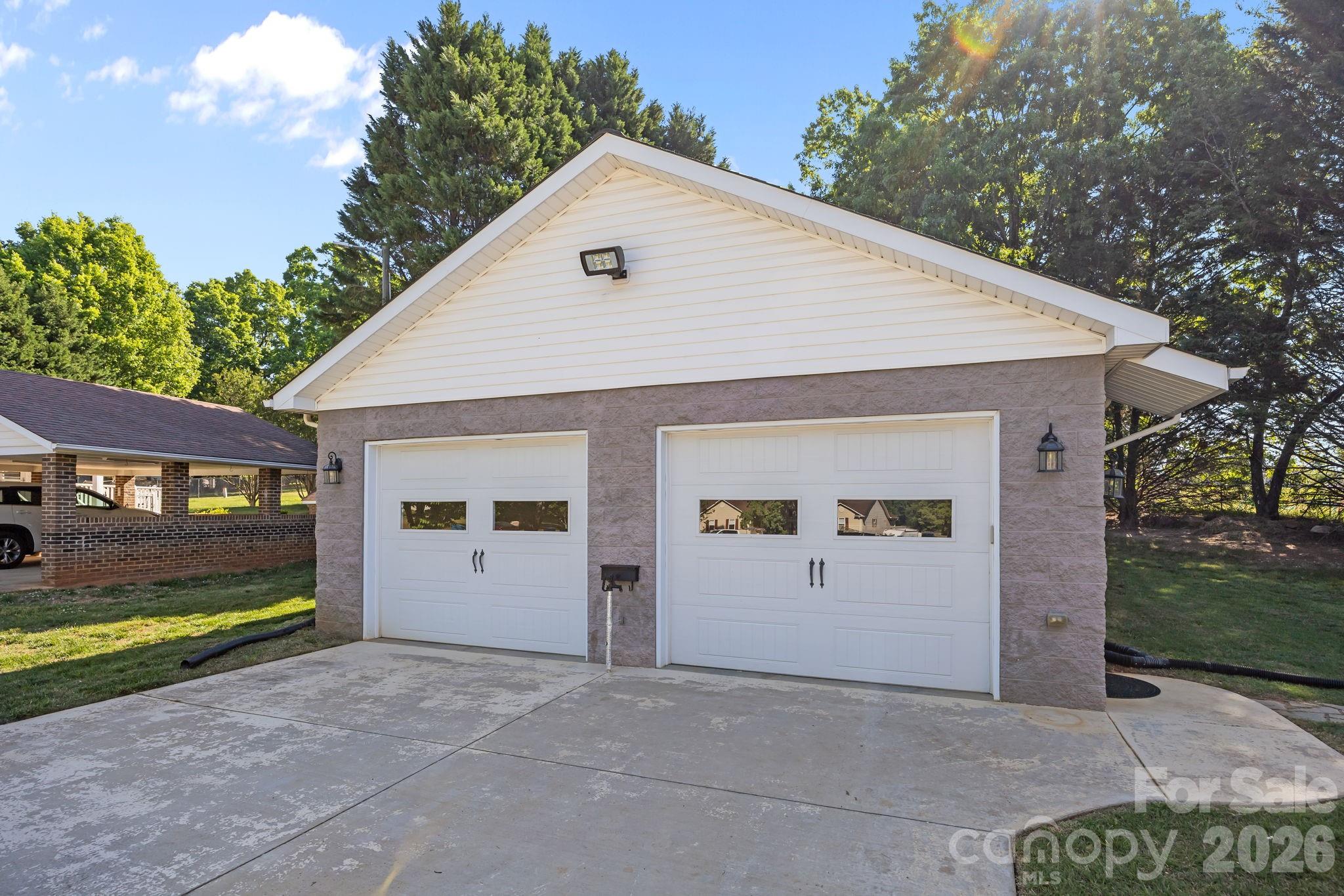 Oakcrest - Residential