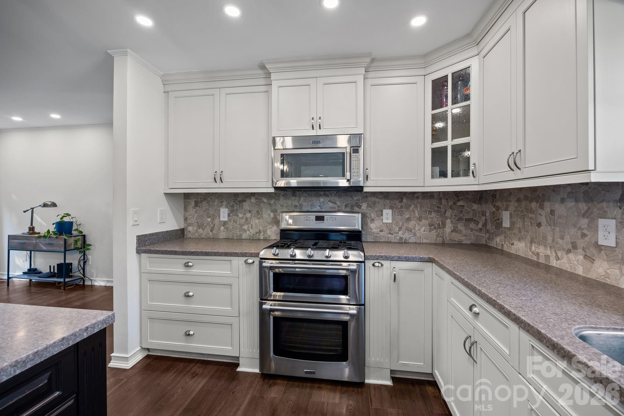 Oakcrest - Residential