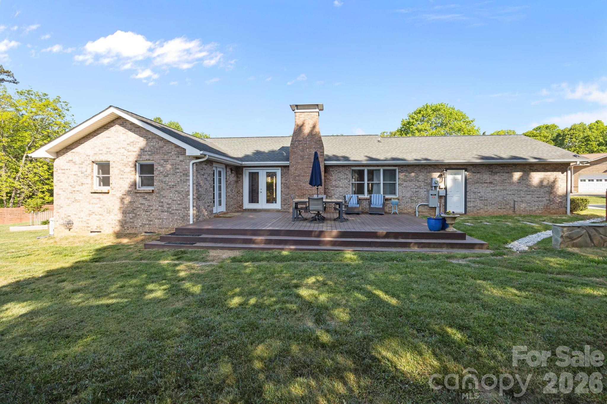 Oakcrest - Residential