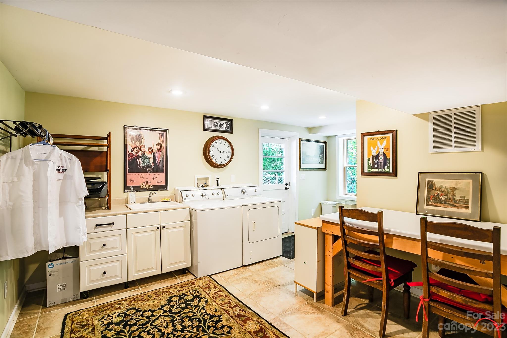 Felix Lake - Residential