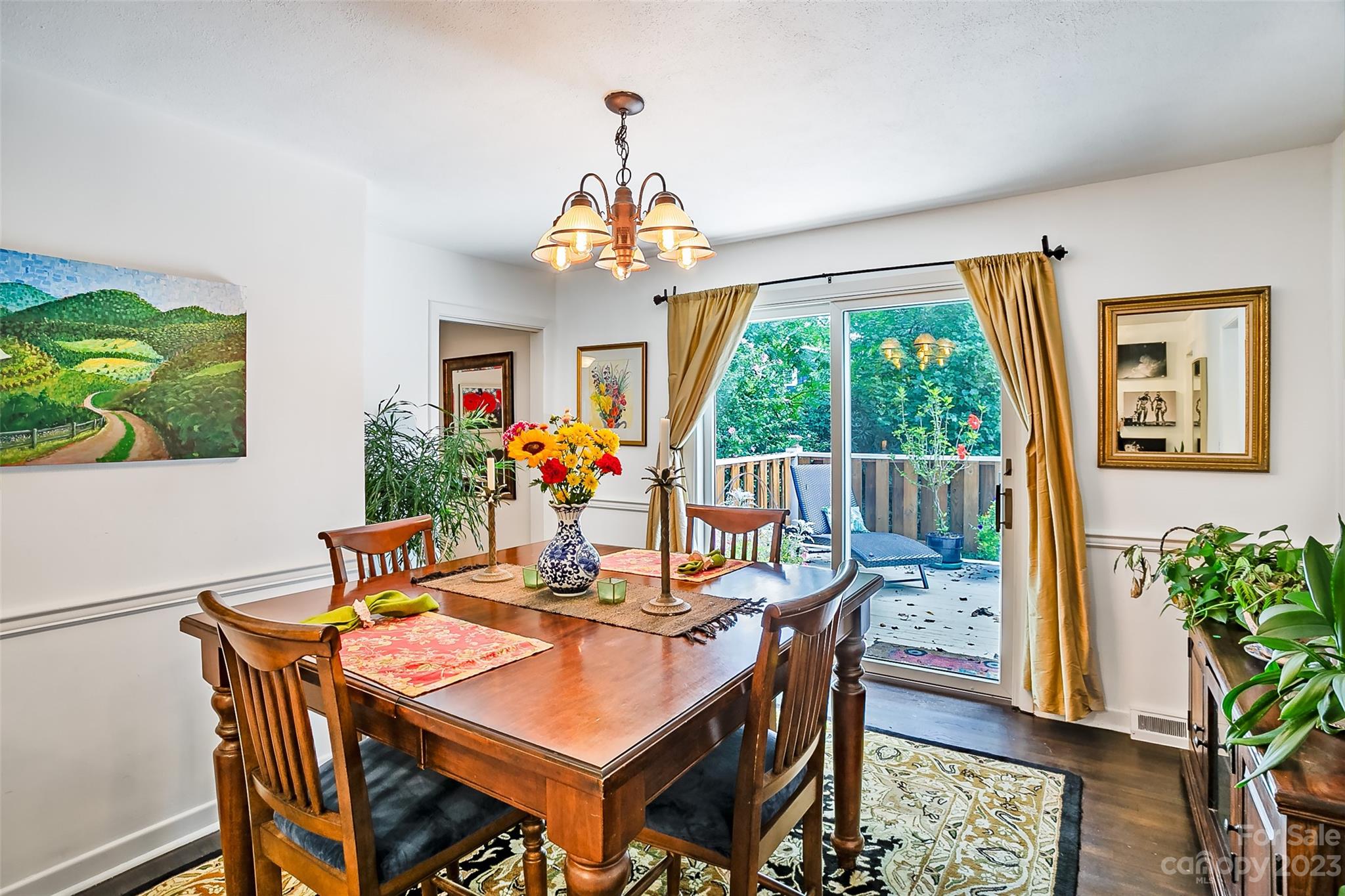 Felix Lake - Residential