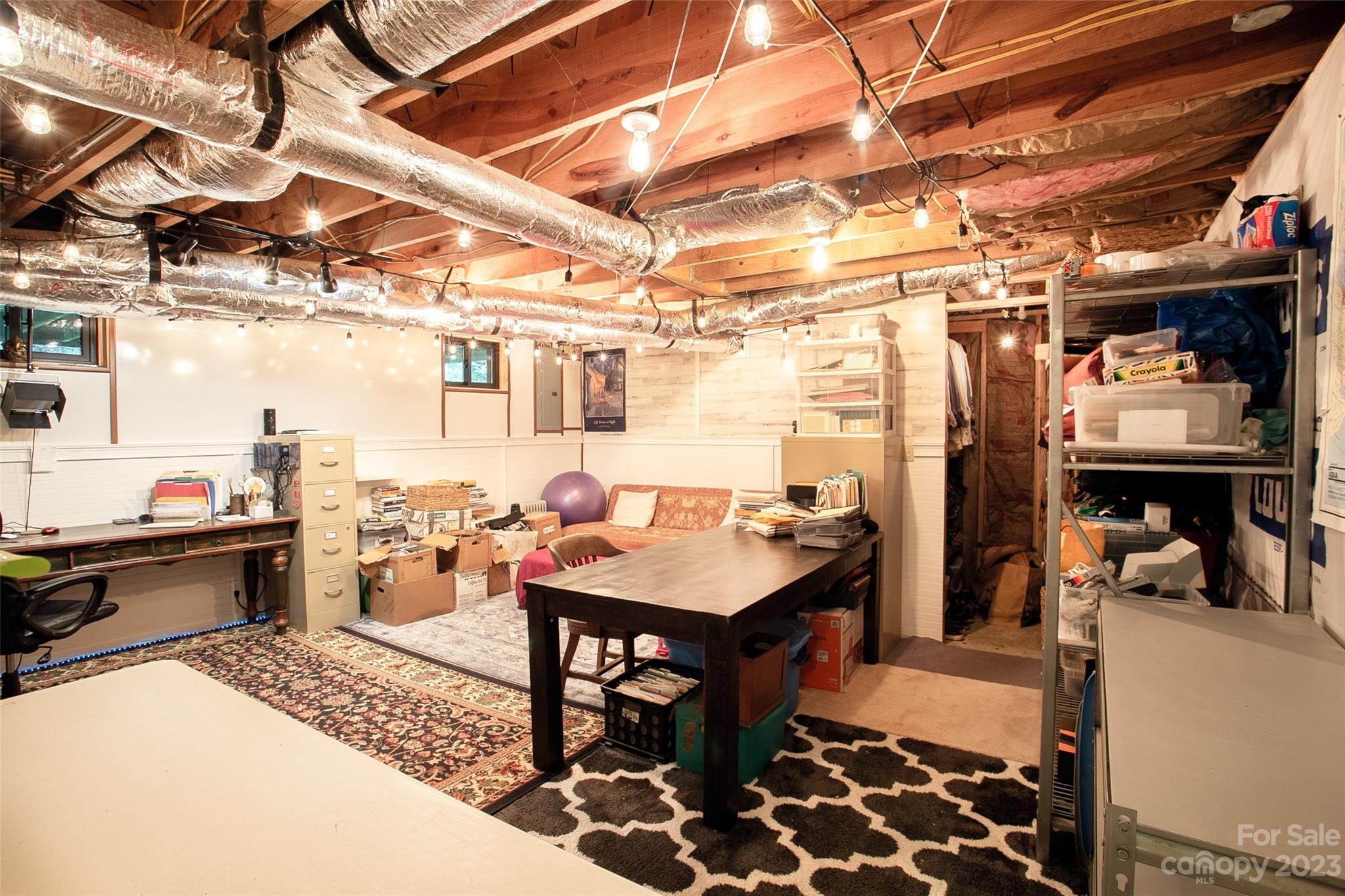 Felix Lake - Residential