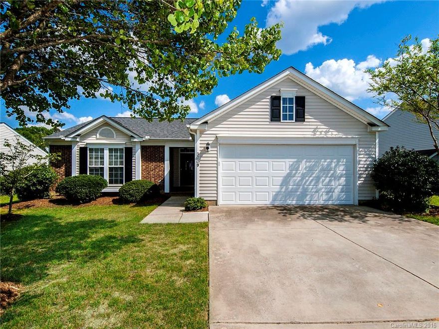 Adorable split floor plan ranch. HW in foyer. Large great room has wood burning fireplace with marble surround and mantle. Kitchen has 42" cabinets with crown molding, pantry, large breakfast area. Fenced backyard.
roof 2013, new garage door