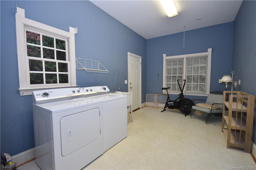 Pages Pond - Residential