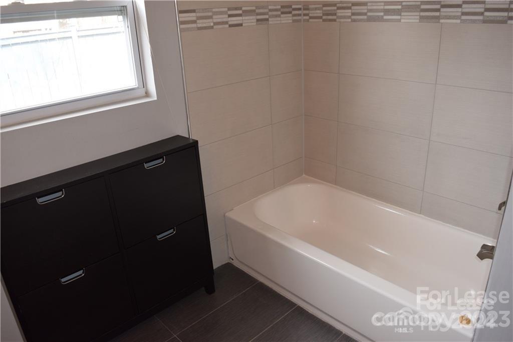 Plaza Forest - Residential Lease