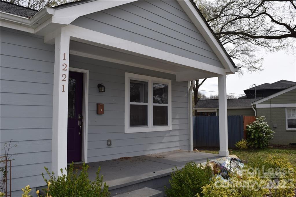 Plaza Forest - Residential Lease