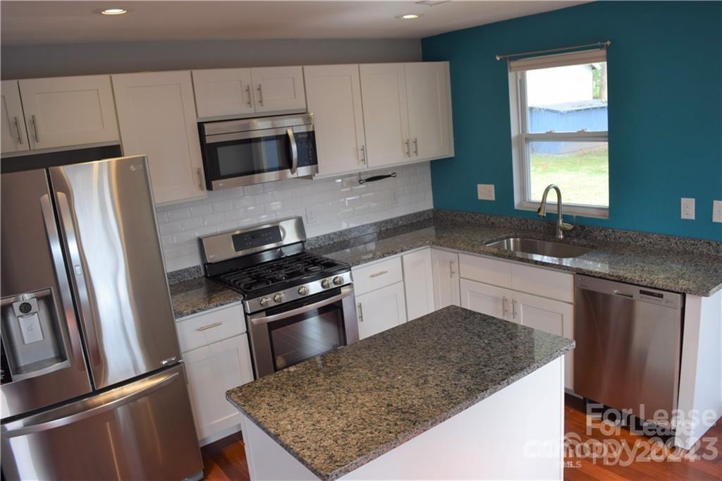 Plaza Forest - Residential Lease