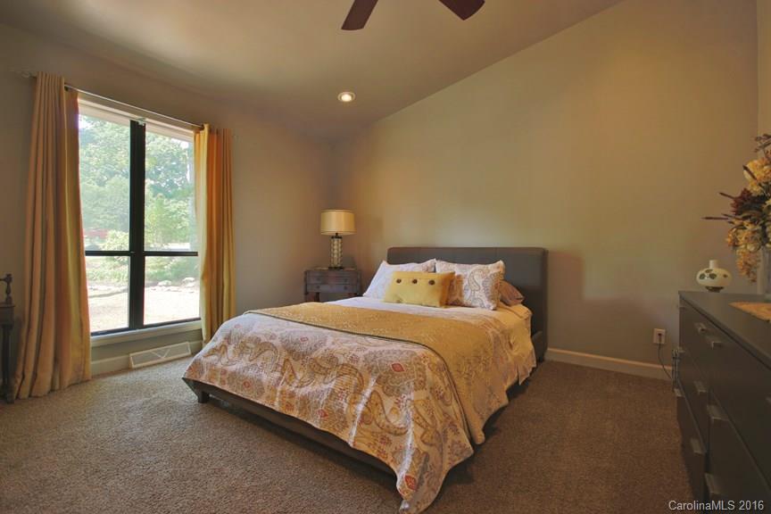 Commodore Peninsula - Residential