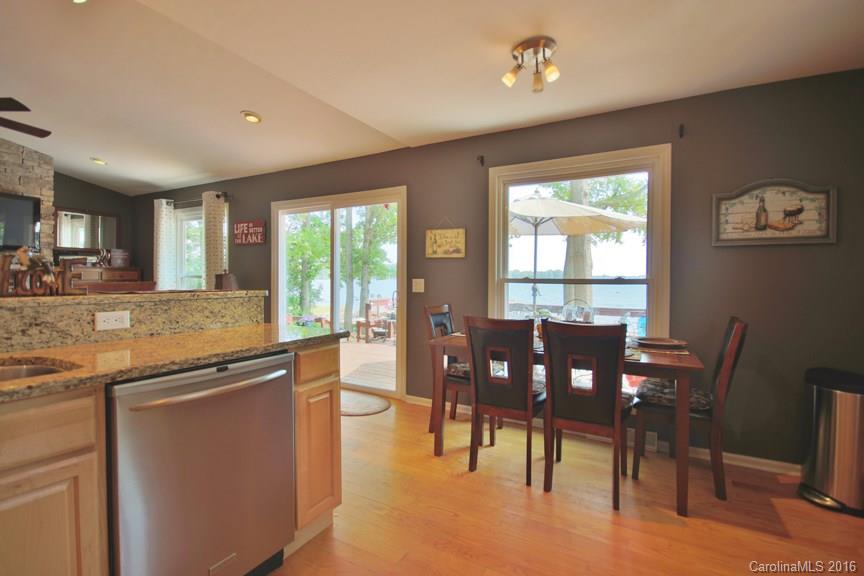 Commodore Peninsula - Residential