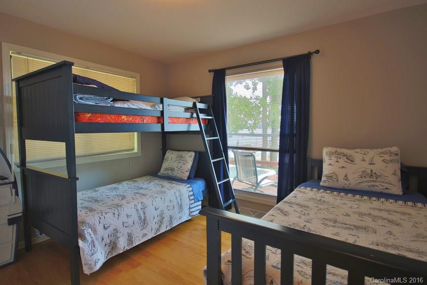 Commodore Peninsula - Residential