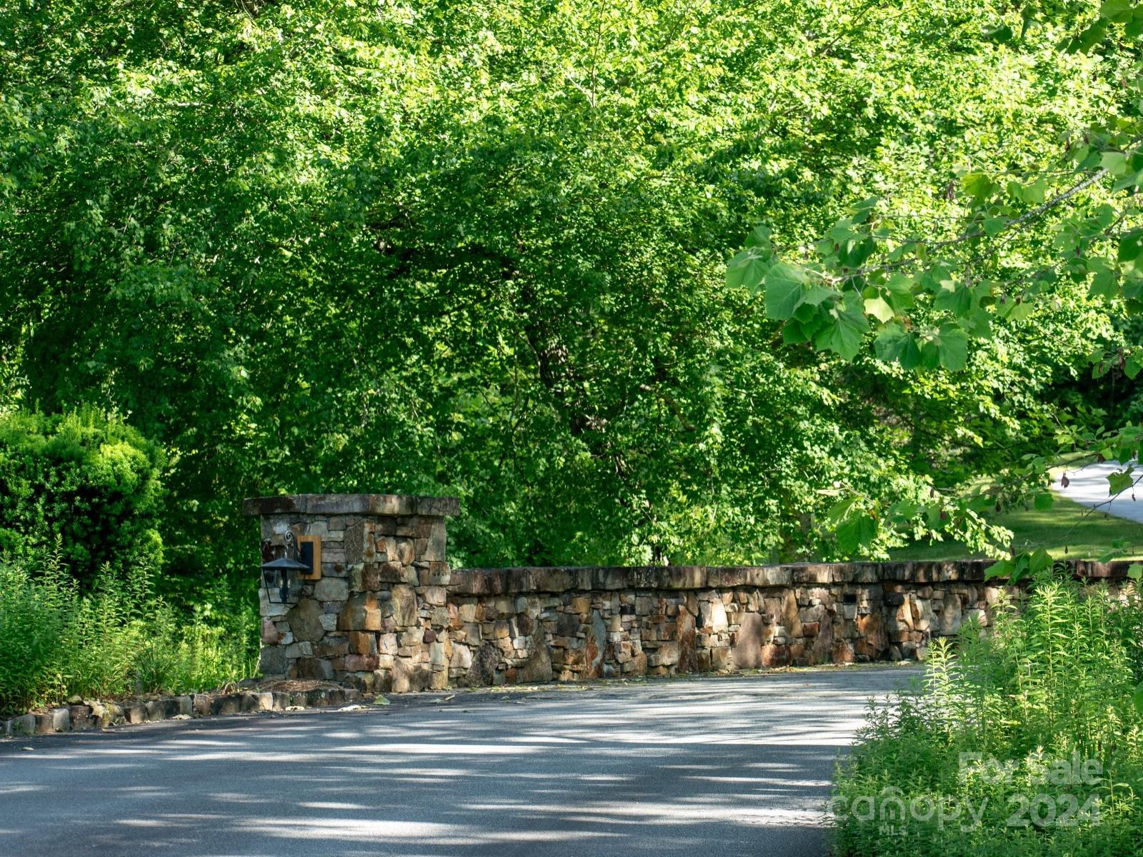 Mountain Brook - Land