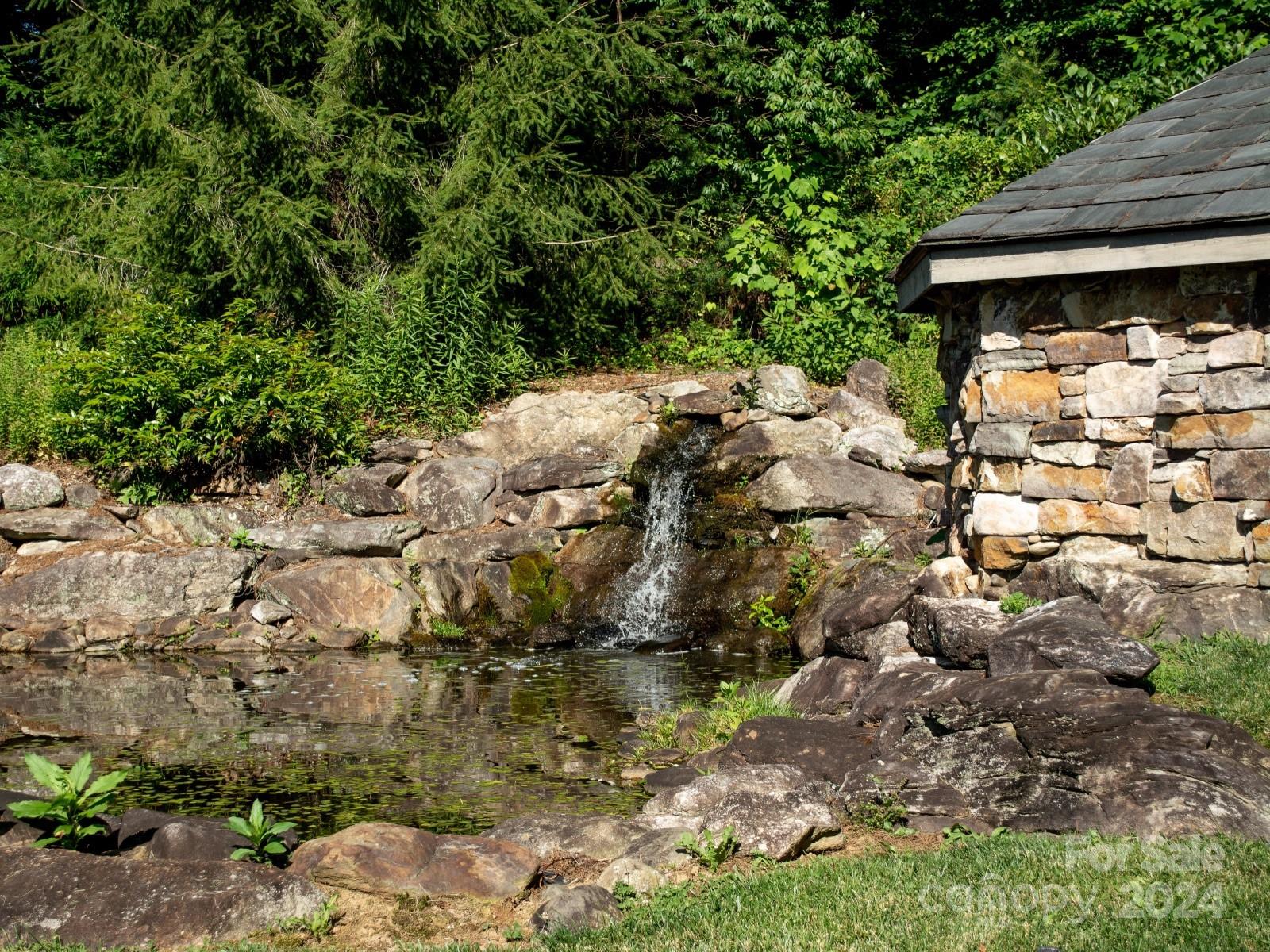 Mountain Brook - Land