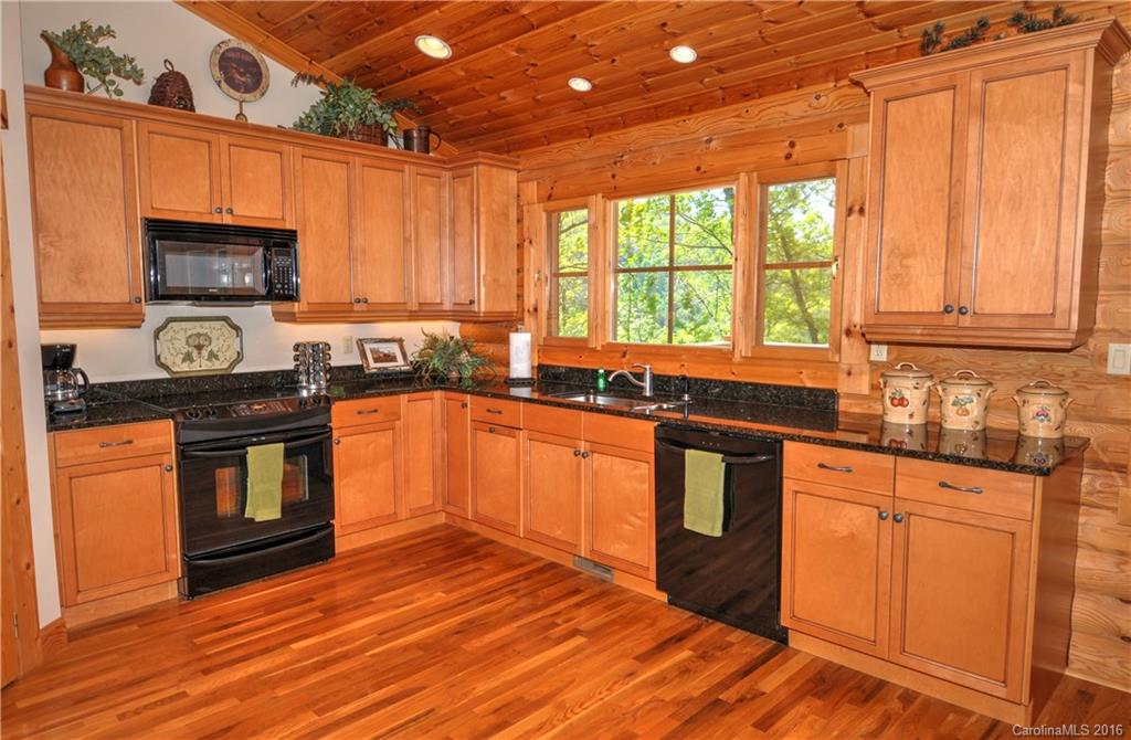 Smoky Mountain Retreat at Eagles Nest - Residential