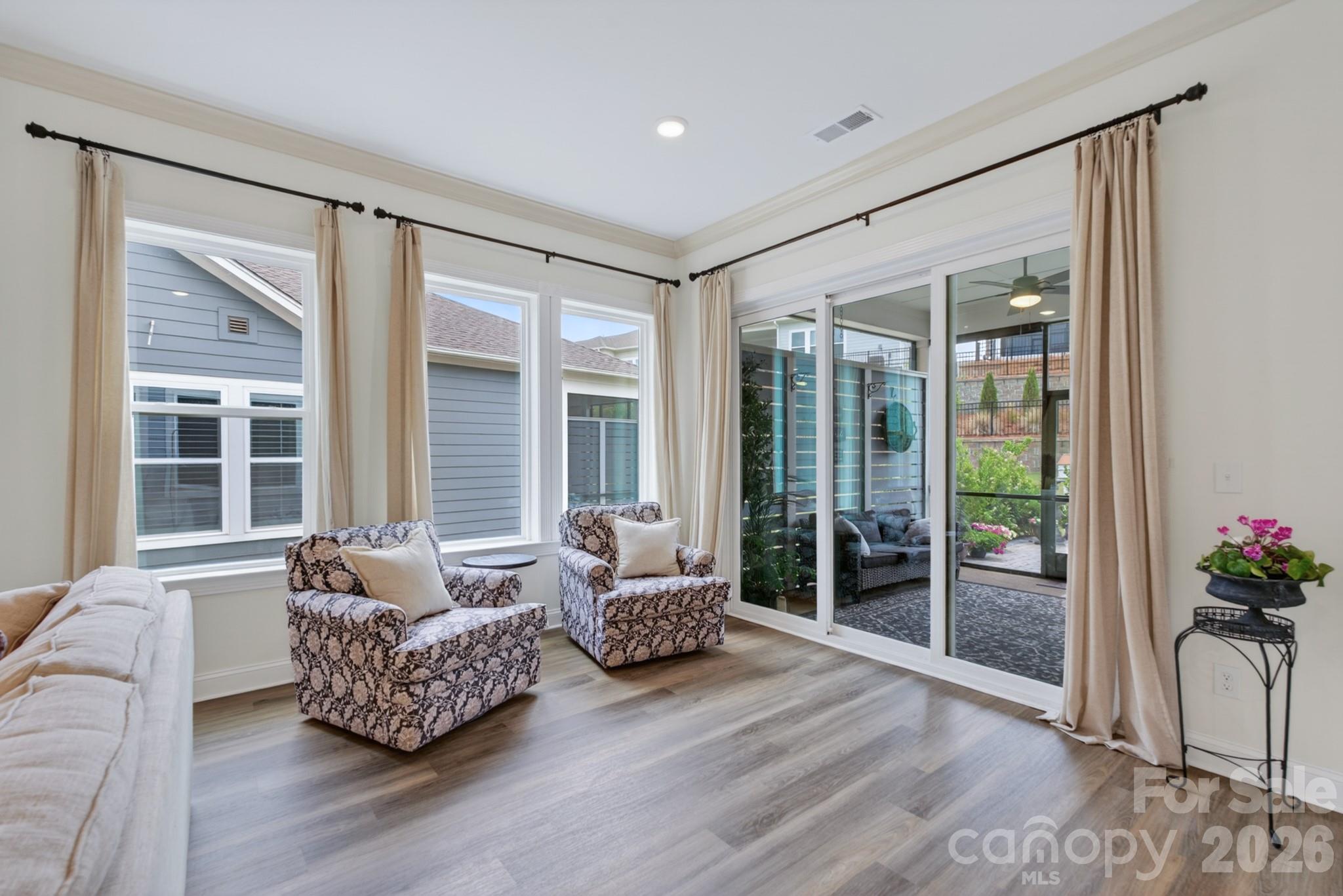 Encore at Streamside - Residential