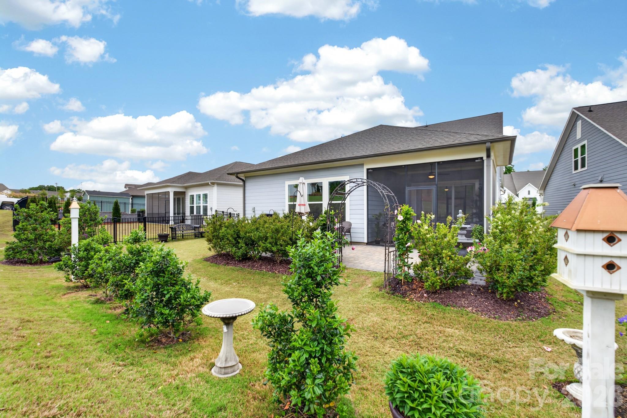 Encore at Streamside - Residential