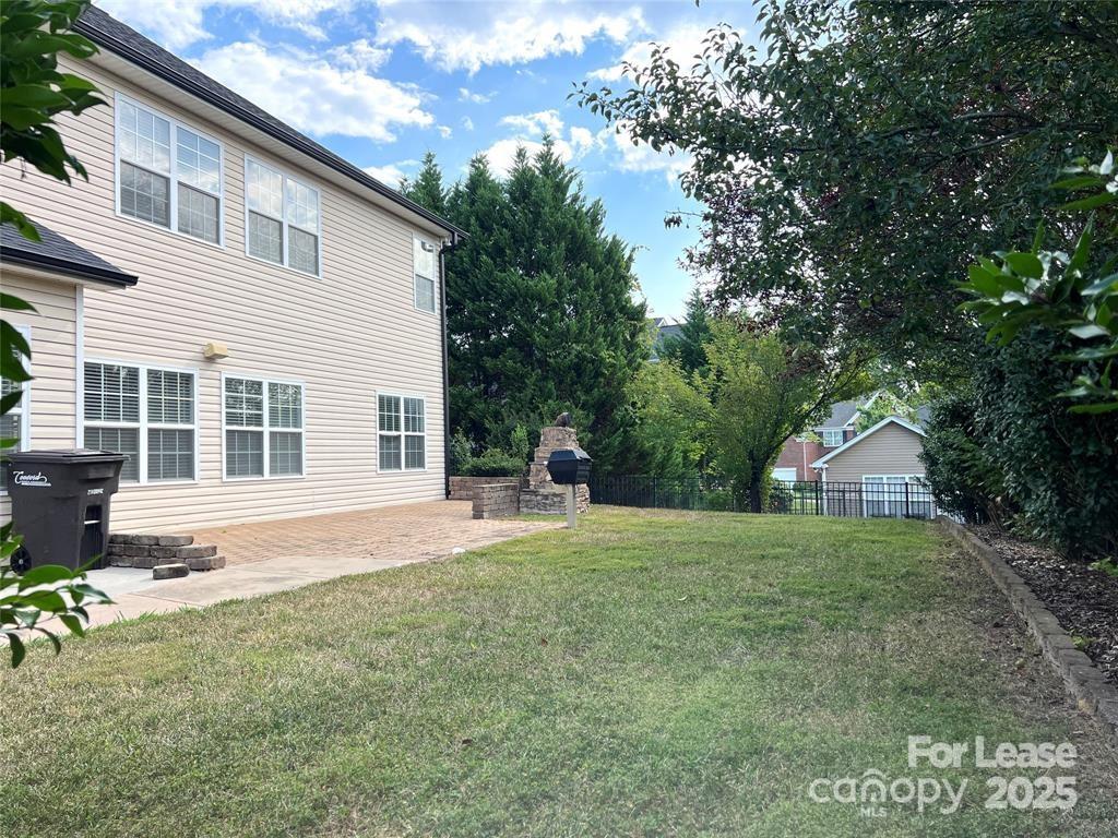 Moss Creek Village - Residential Lease