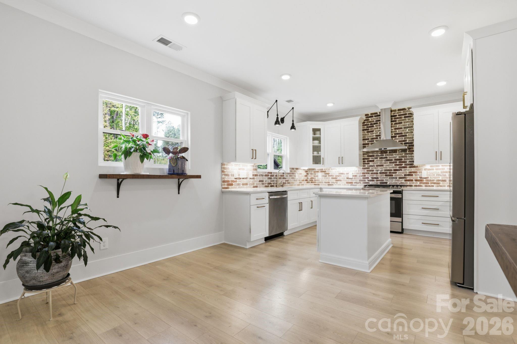 Falls Park - Residential