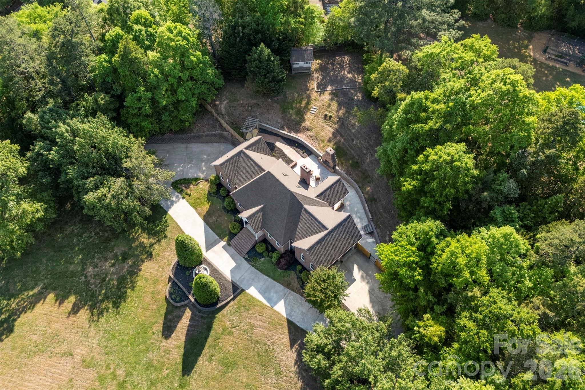 105 Partridge Bluff Drive NE