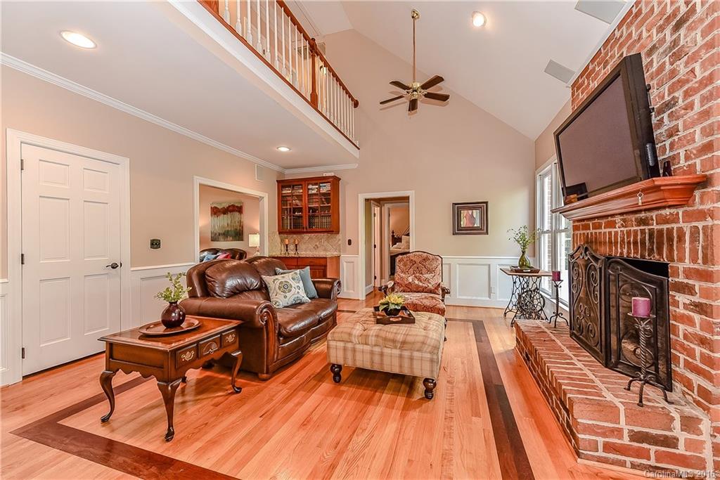 Beacon Knoll - Residential