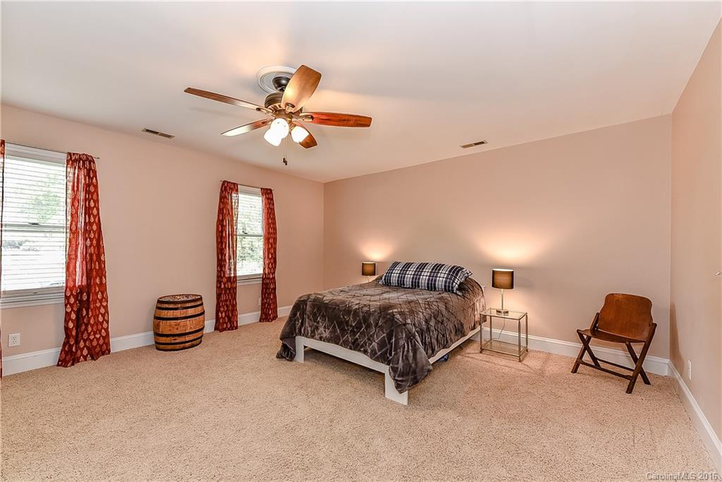 Beacon Knoll - Residential