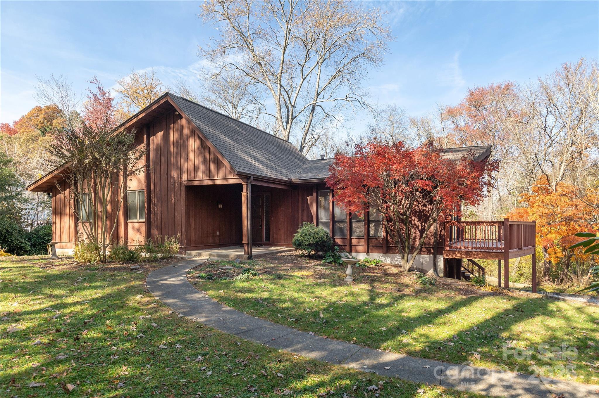 3224 Hickory Hill Road