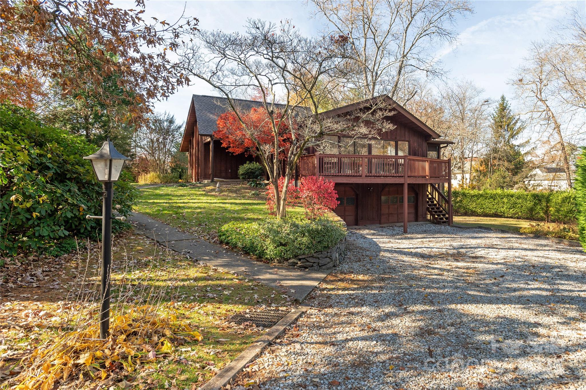 3224 Hickory Hill Road