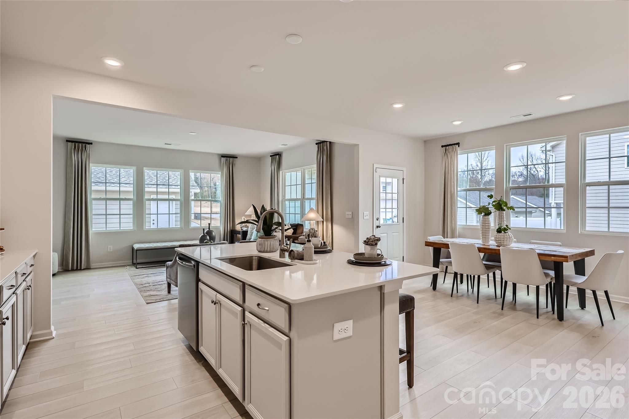 Elizabeth - Residential