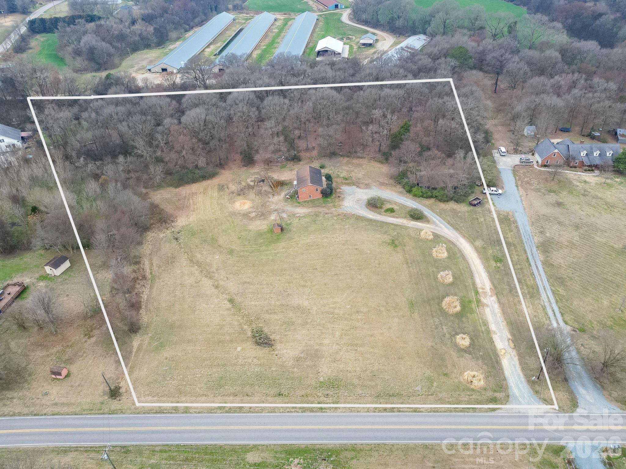 3211 Old Camden Road