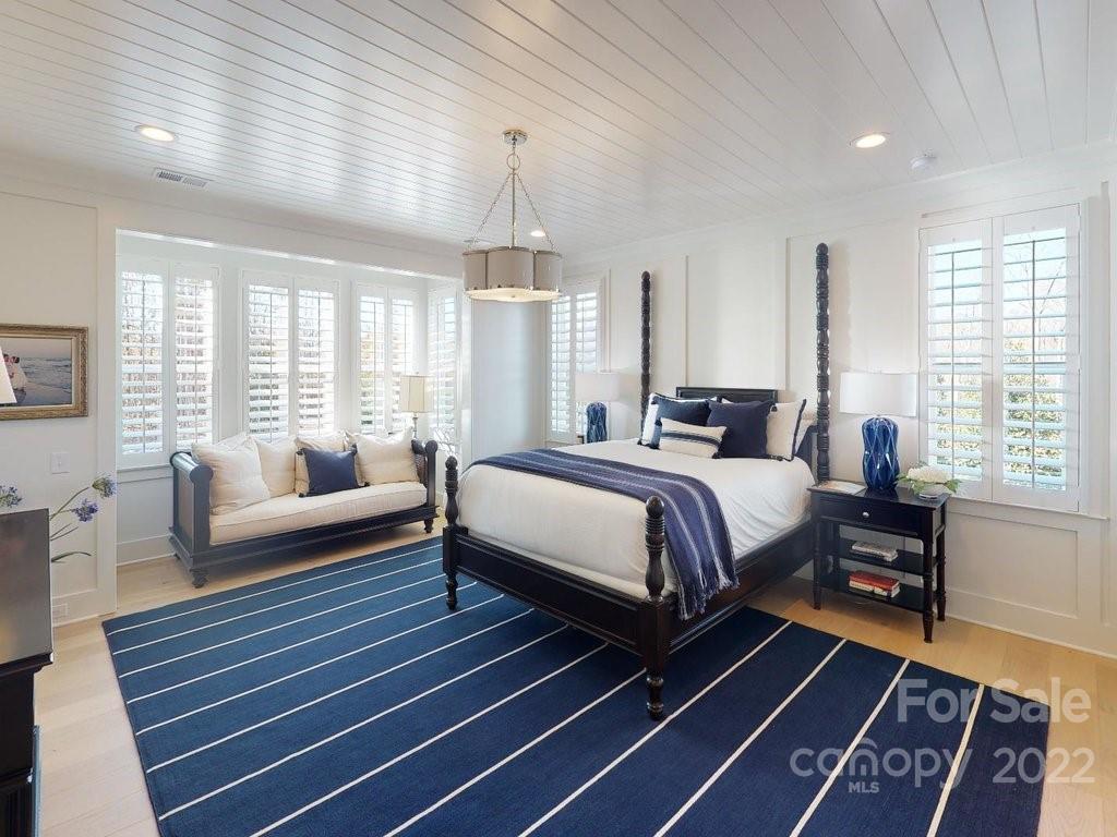 Riverchase Estates - Residential