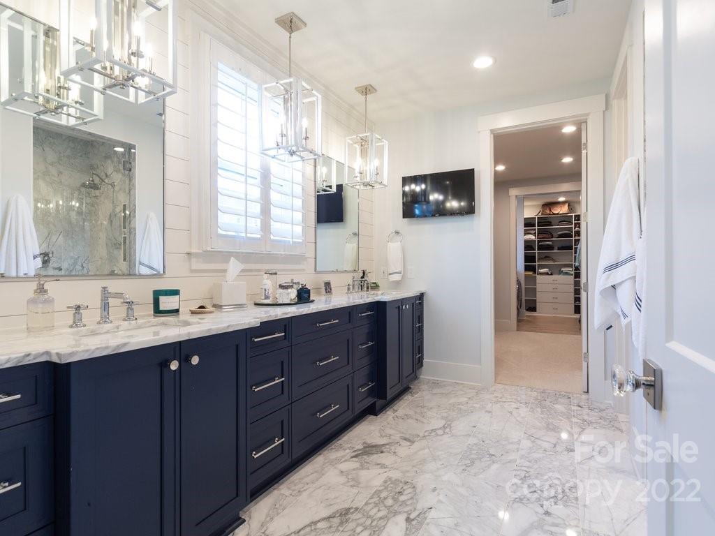 Riverchase Estates - Residential