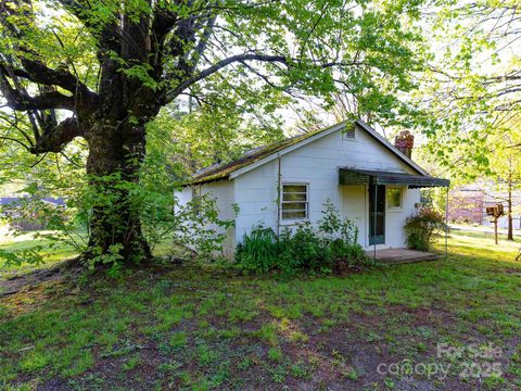 410 Midway Street Hendersonville NC 28739