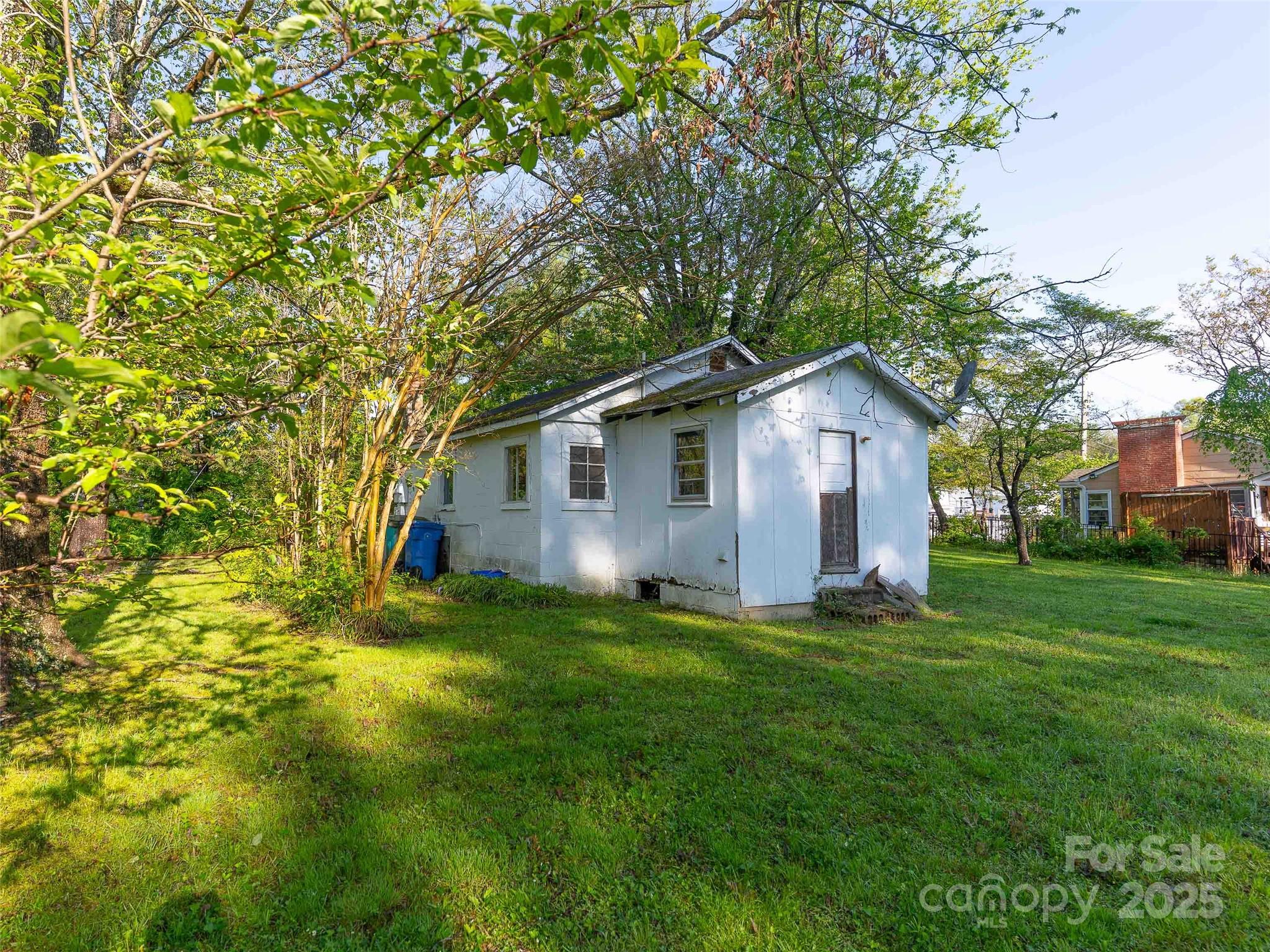 410 Midway Street