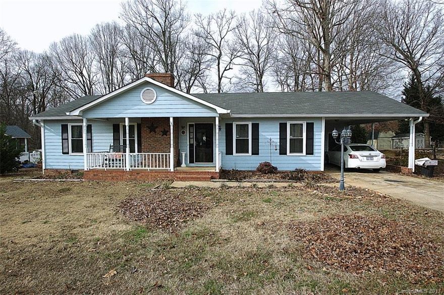 Adorable 3 bedroom Ranch Home! Split Open floor plan with vaulted ceilings. Gas Fireplace in living room, Large Master Bedroom, Master Bathroom with garden tub. Kitchen with tile counters and back splash. Enclosed all season sun room great for entertaining. Deck over looking large flat back yard. USDA eligible and low county taxes. Minutes from shopping and restaurants. This is a must see!