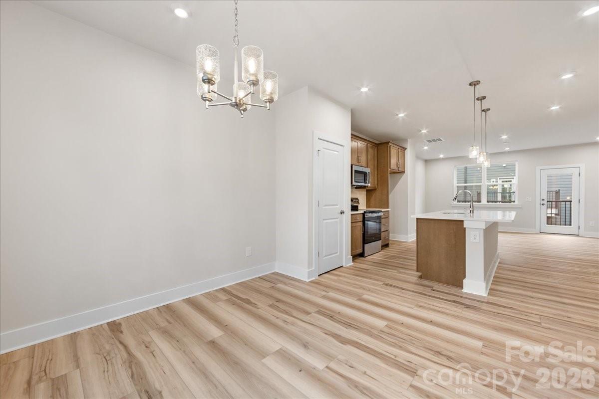 Context at Oakhurst - Residential