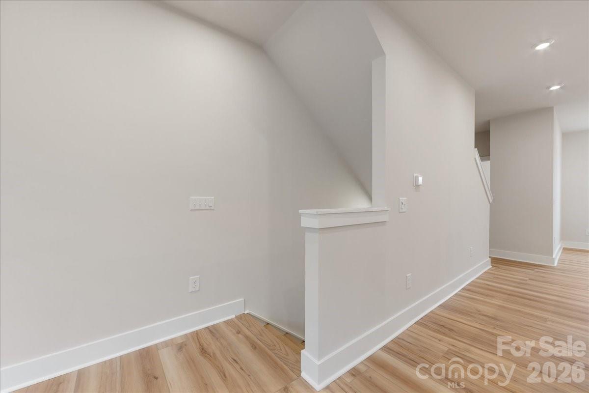 Context at Oakhurst - Residential