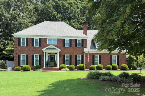 Photo of 16312 Ranger Trail, Huntersville, NC 28078 (MLS # 4304220)