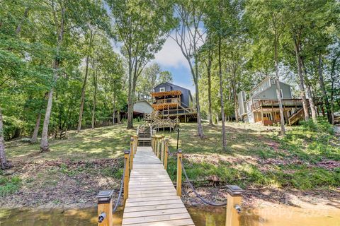 A home in Tega Cay