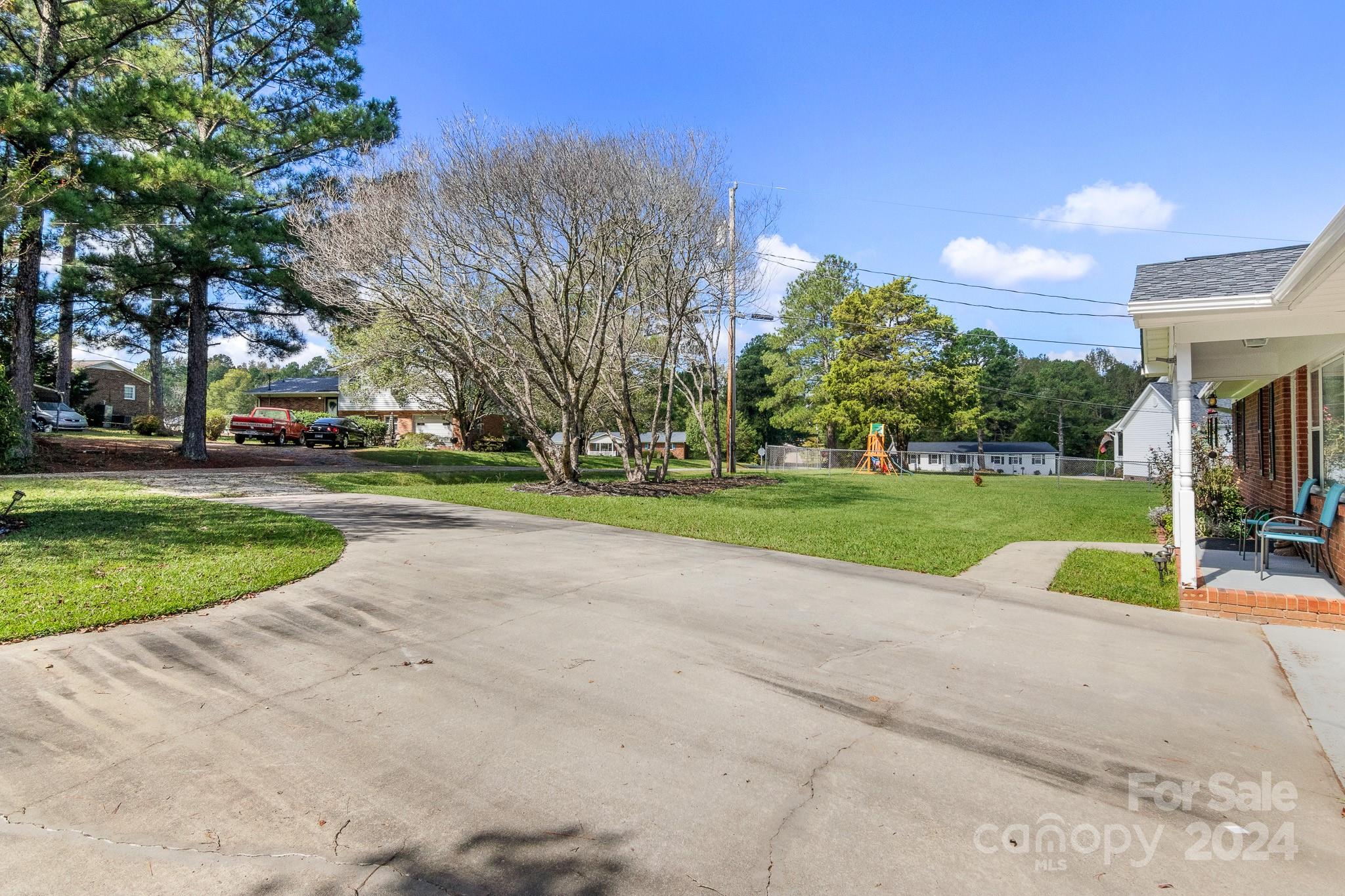 Country Club Heights - Residential