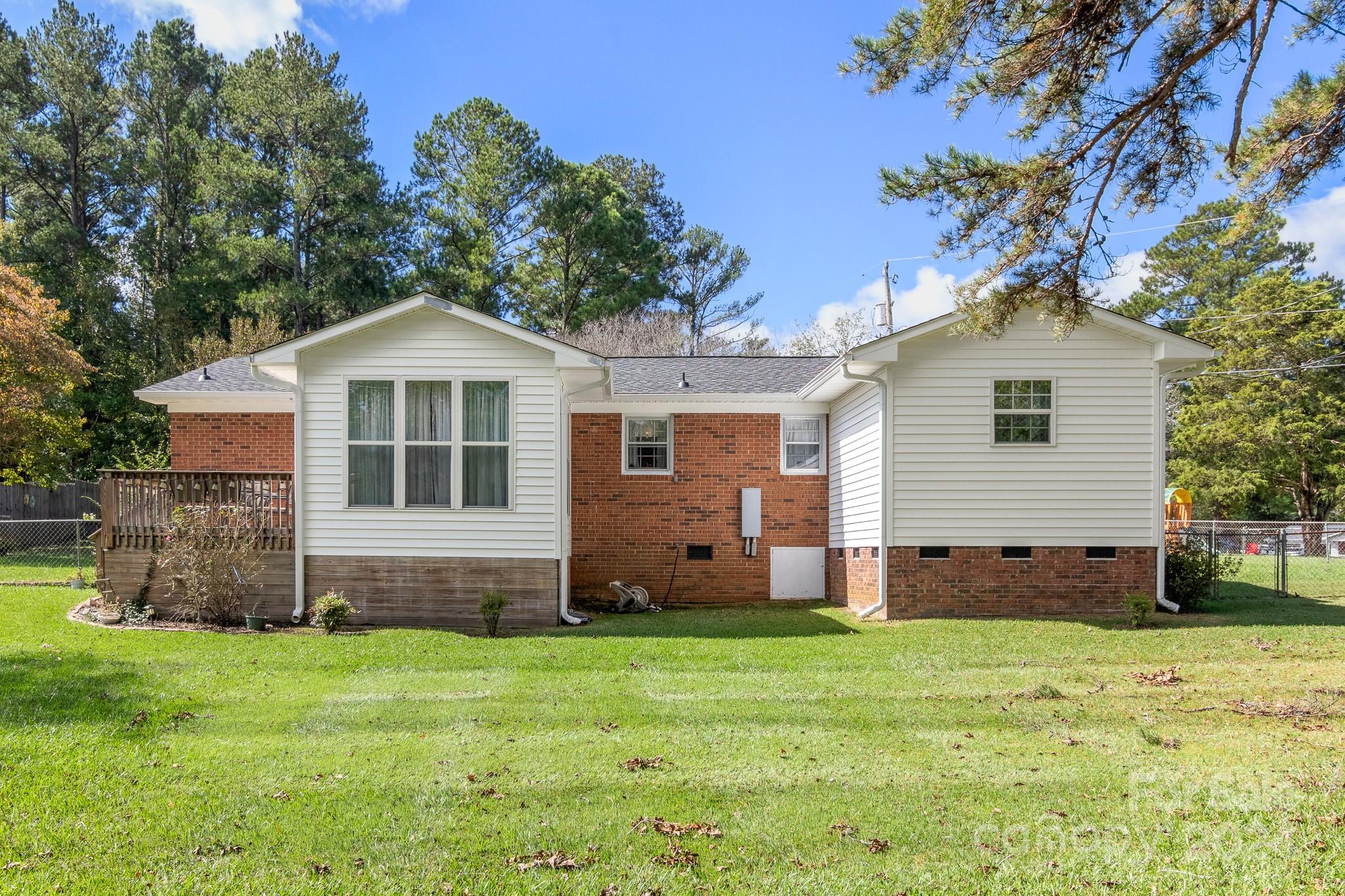 Country Club Heights - Residential