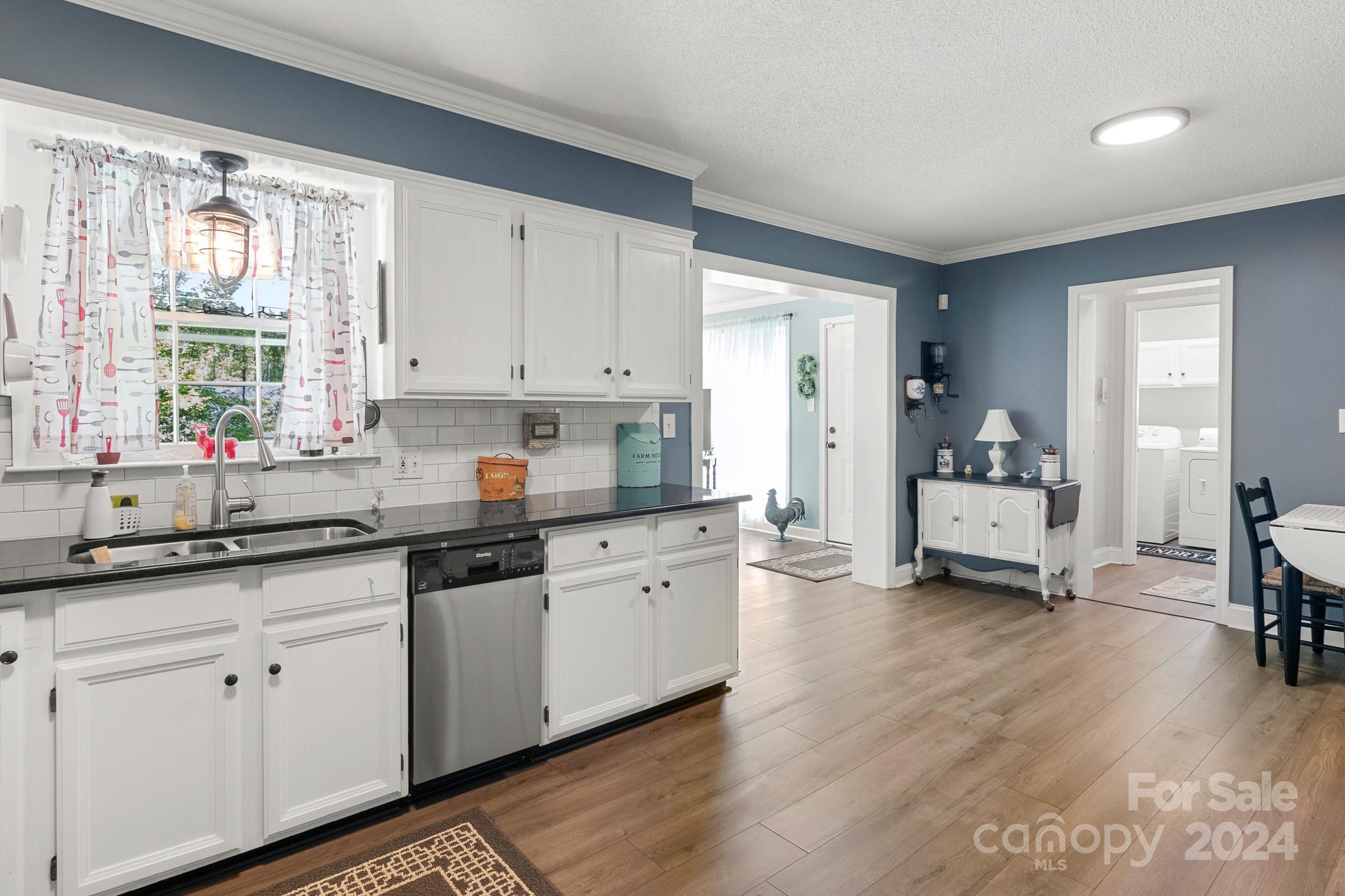 Country Club Heights - Residential