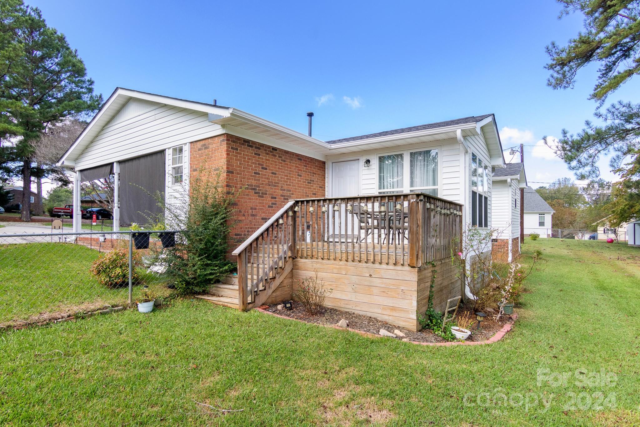 Country Club Heights - Residential